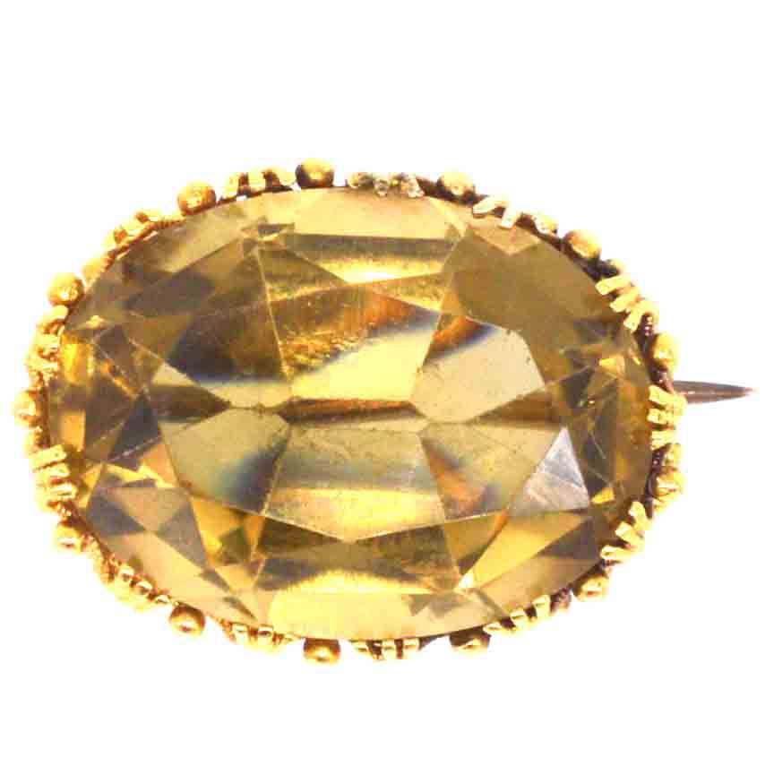 Ingrandisci