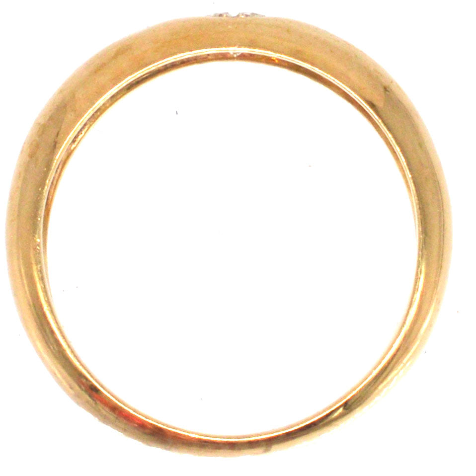 Ingrandisci