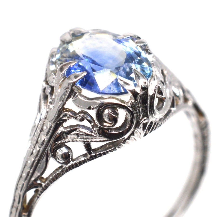 Belle Époque 18ct White Gold Cornflower Blue Sapphire Single Stone Ring | Parkin and Gerrish | Antique & Vintage Jewellery