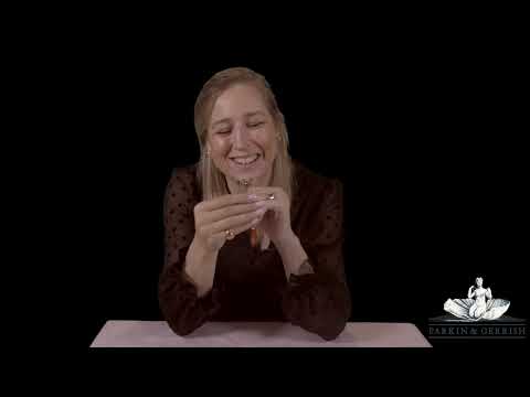 Edwardian 9ct Gold Peridot and Garnet Tie Pin