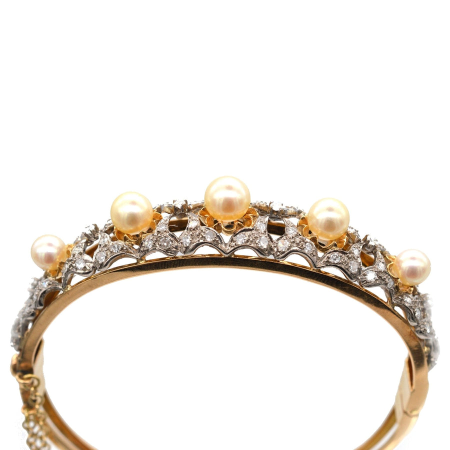 1940s-18ct-gold-cultured-pearl-and-diamond-bangle-parkin-and-gerrish