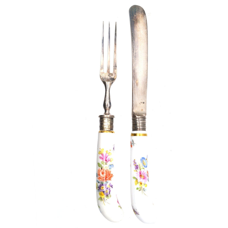 Set of 12 Late 19th Century Thomas Goode Silver Cutlery with Painted Meissen Porcelain Handles in Original Cases